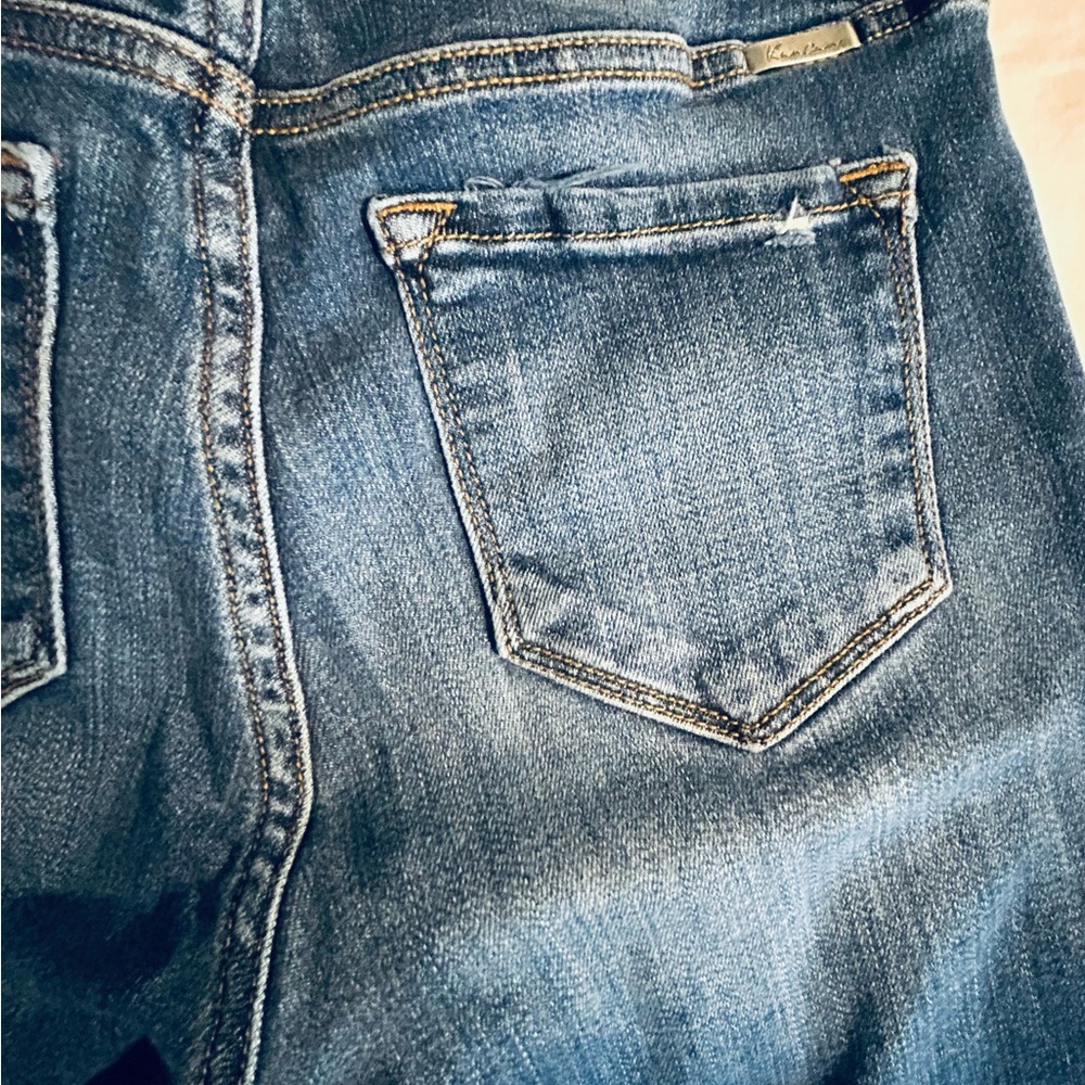 KanCan Distressed Blue Jeans size 28 - Picture 9 of 10